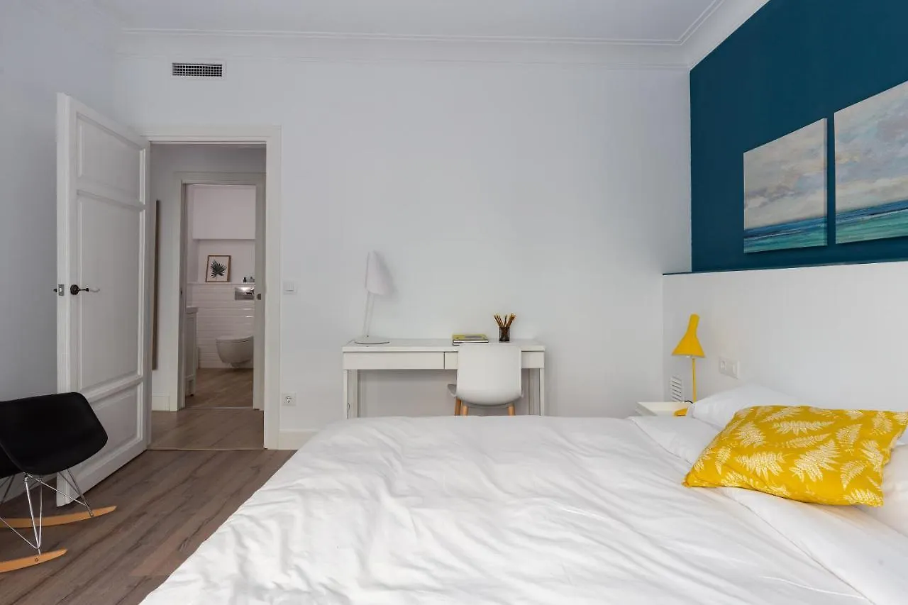 Casa Cosi - Eixample 2 Apartment Barcelona 0*,